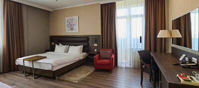 Фотография номера гостиницы Ramada by Wyndham Rostov-on-Don Hotel and Spa