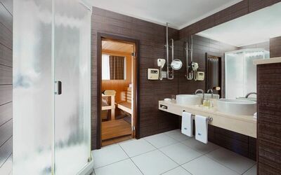 Фотография номера гостиницы HolidayHall Samara Hotel