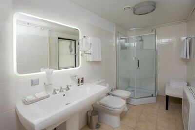 Фотография номера базы отдыха Целеево