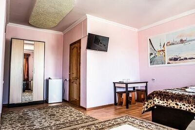 Фотография номера гостиницы Сюрприз на Панфиловой