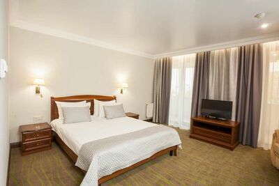 Фотография номера гостиницы Платан Южный