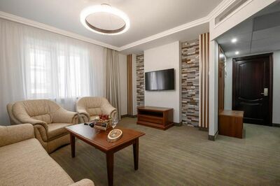 Фотография номера гостиницы Платан Южный