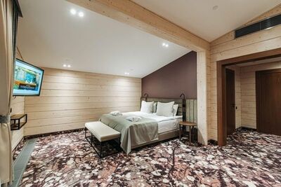 Фотография номера гостиницы Cosmos Коллекшн Изумрудный лес