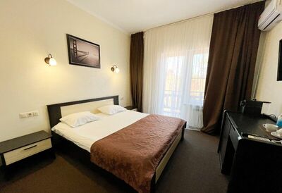 Фотография номера гостиницы Золотой берег