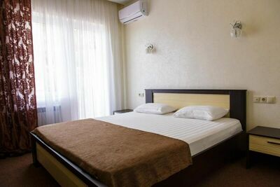 Фотография номера гостиницы Золотой берег