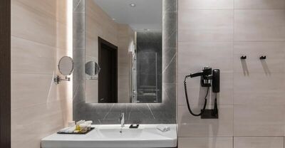 Фотография номера гостиницы Мегаполис Отель Набережная