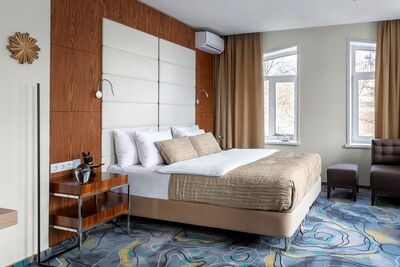 Фотография номера гостиницы V Отель и Руфтоп Лаунж