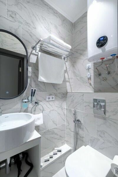 Фотография номера гостиницы V Отель и Руфтоп Лаунж