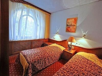 Фотография номера гостиницы Нефтяник на Толстого