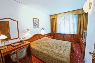 Фотография номера гостиницы Нефтяник на Толстого