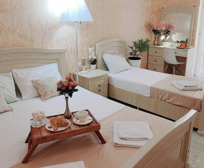 Фотография номера гостевого дома Золотой берег