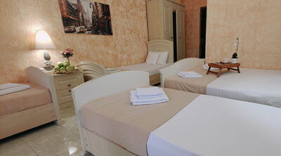 Фотография номера гостевого дома Золотой берег