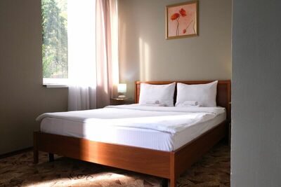 Фотография номера гостиницы Утомленные Солнцем