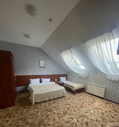 Фотография номера гостиницы Утомленные Солнцем