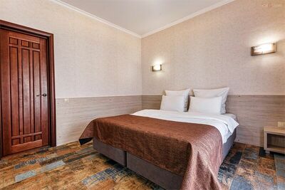 Фотография номера гостиницы Ночной квартал