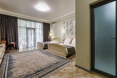 Фотография номера гостиницы Ночной квартал