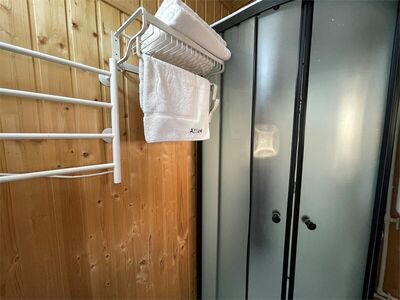 Фотография номера базы отдыха Аззам