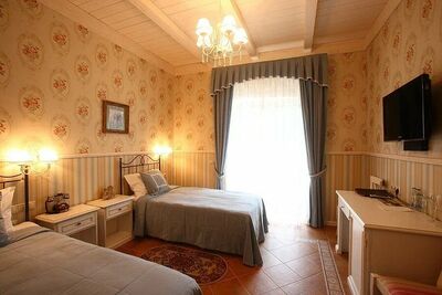 Фотография номера гостиницы Империал Абрау-Дюрсо