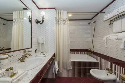 Фотография номера гостиницы Аглая Кортъярд